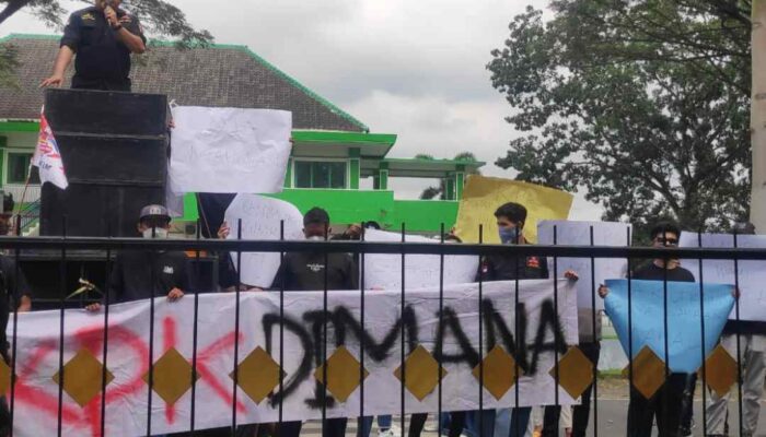 GRIB JAYA: Program UHC Malang Gagal Total, KPK Diminta Turun Tangan