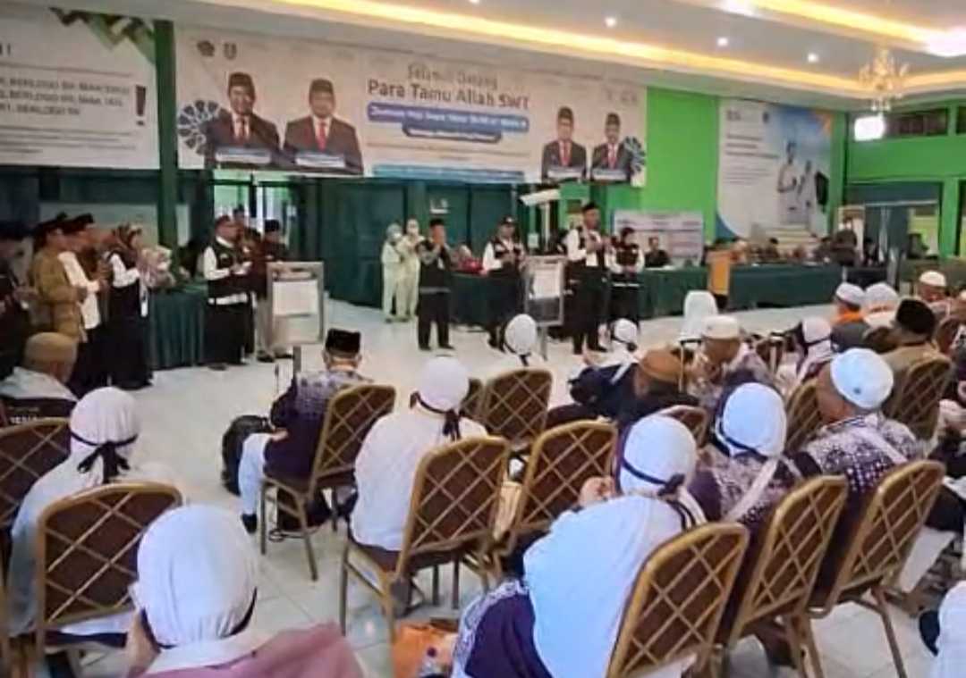 Debarkasi Surabaya