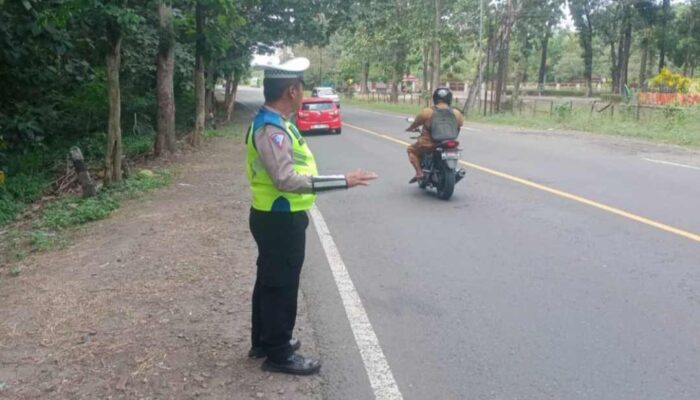 Blackspot Area Ngawi Diperbanyak Rambu Peringatan