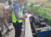 Truk Terguling di Magetan, Satu Orang Luka Ringan