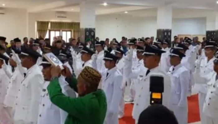59 Kades di Manggarai Barat Terima SK Perpanjangan Masa Jabatan