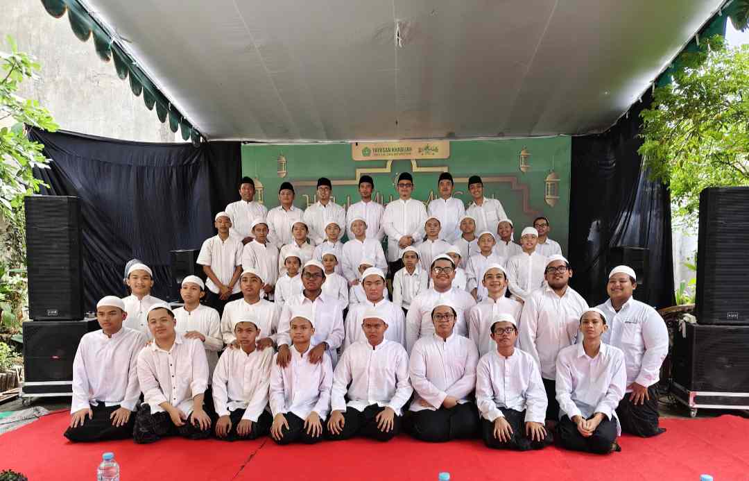 Pondok pesantren Putra Khadijah