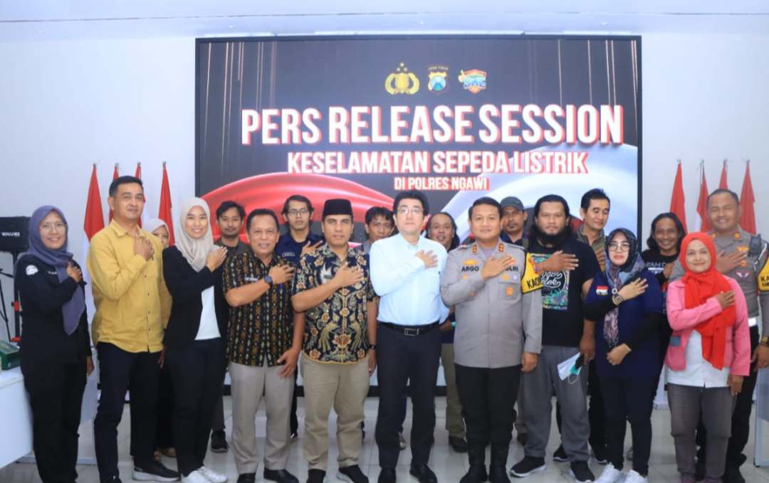 PT MCI