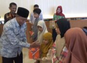 Senyum Bahagia Ratusan Anak TPQ di Jombang Dapat Seragam Gratis dari Pemdes Kepatihan
