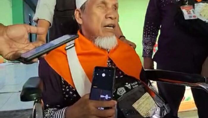 Kasiyo, Tukang Pijat Tuna Netra Jadi Tamu Allah