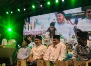 Puluhan Ribu Warga Serbu Pengajian Gus Miftah di Lapangan Padang Bojonegoro