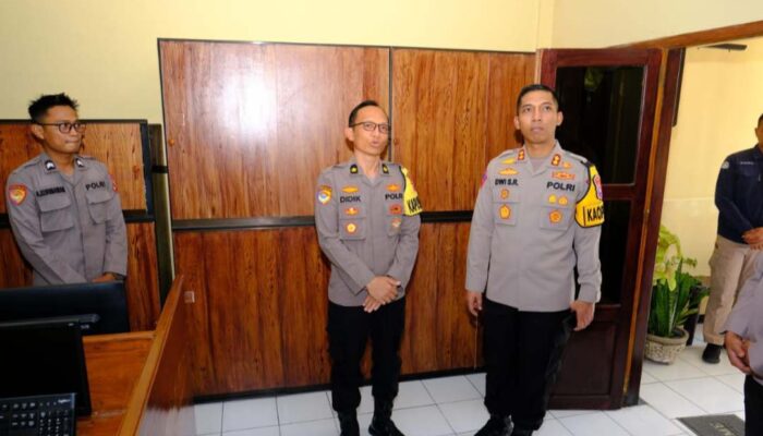 Baru Menjabat, Kapolres Ngawi Periksa Ruangan dan Tahanan