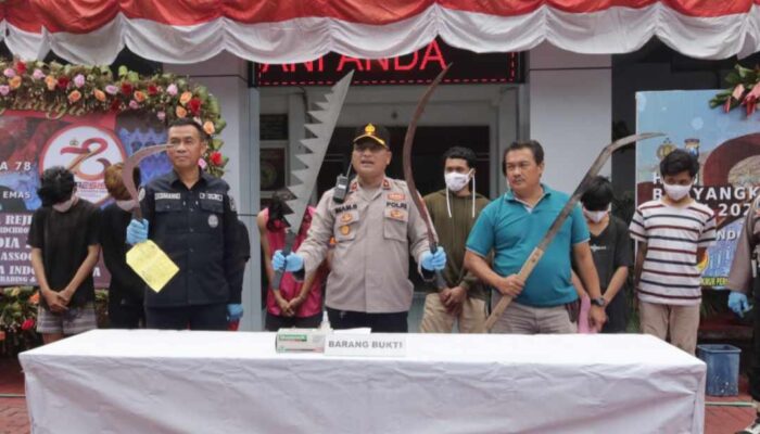Hendak Tawuran 9 Remaja Diduga Kelompok Gangster Diamankan Polisi