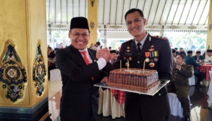 Ketua DPRD Sujatno Hadiri HUT Bhayangkara 2024