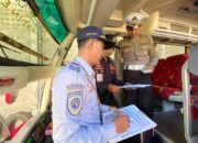 Gelar Program Unggulan Mahameru Lantas, Polisi Inspeksi Armada Bus di Ponorogo