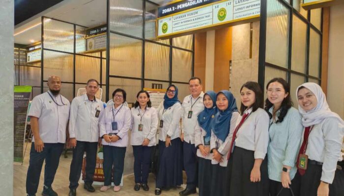 Ketua PTUN Surabaya Resmikan Gerai Pelayanan di MPP
