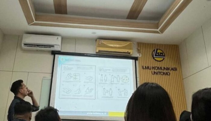 Jurusan Ilmu Komunikasi di Fikom Unitomo: Kuliah Asik, Beasiswa Menarik