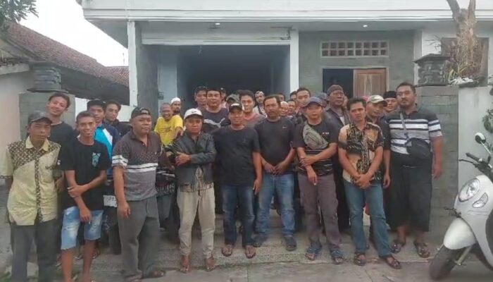 Dinas Saling Lempar Tanggungjawab, Paguyuban PKL Siap Rawat Monumen Klakah