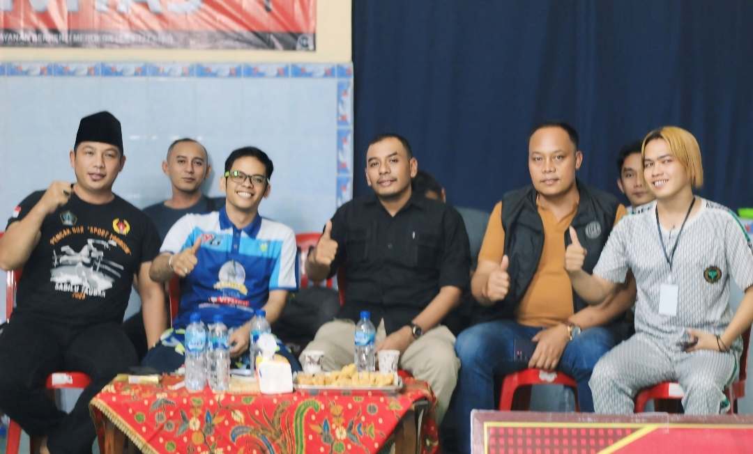 Badminton Nglegok Cup
