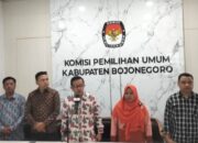 Hari Pertama Belum Ada Calon Bupati Yang Daftar ke KPU