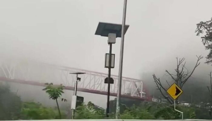 Awas, Jalan Lumajang – Malang Selatan Berkabut Tebal