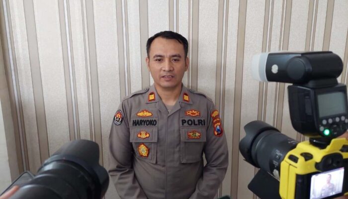 Klarifikasi Polrestabes Surabaya Terkait Viral Video Polwan Tegur Pria yang Sedang Makan