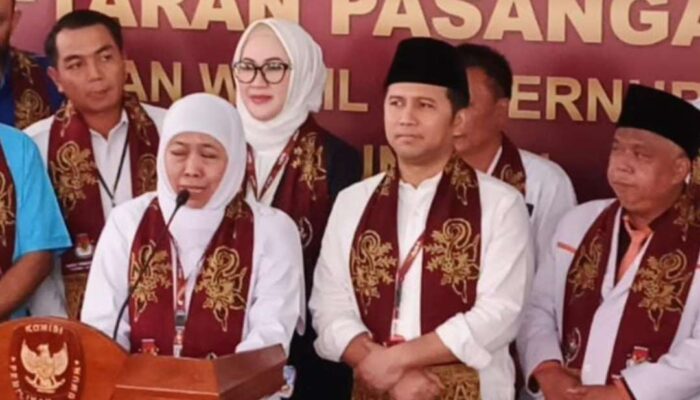 15 Parpol dan Ribuan Kirab Budaya Antar Khofifah-Emil Daftar Pilgub ke KPU Jatim