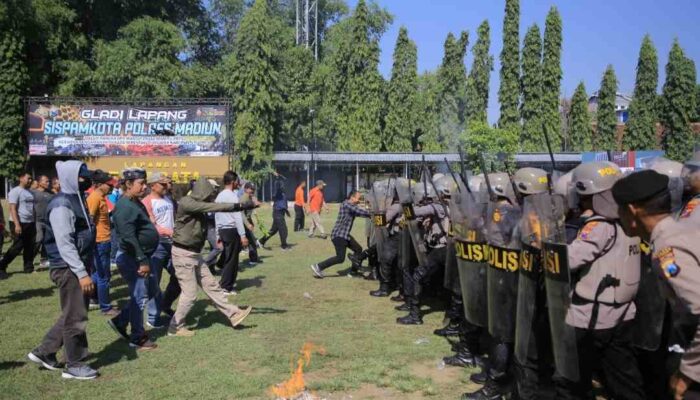 Polres Madiun Simulasi Sispamkota Pilkada 2024