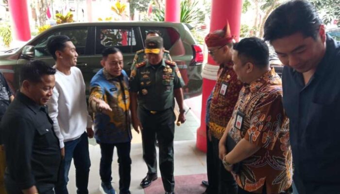 Ada Apa Pangdivif 2 Kostrad Kunjungi Disnakertrans Malang ?