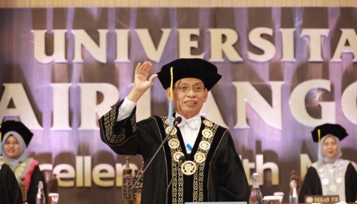 Mewisuda 1.116 Lulusan, Rektor Unair Tekankan Optimisme Tatap Masa Depan