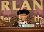 Lepas 788 Wisudawan, Rektor: Ilmu Pengetahuan Kunci Kesejahteraan Masa Depan