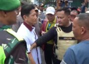 Eksekusi Penyegelan Ruko di Jombang Diwarnai Kericuhan