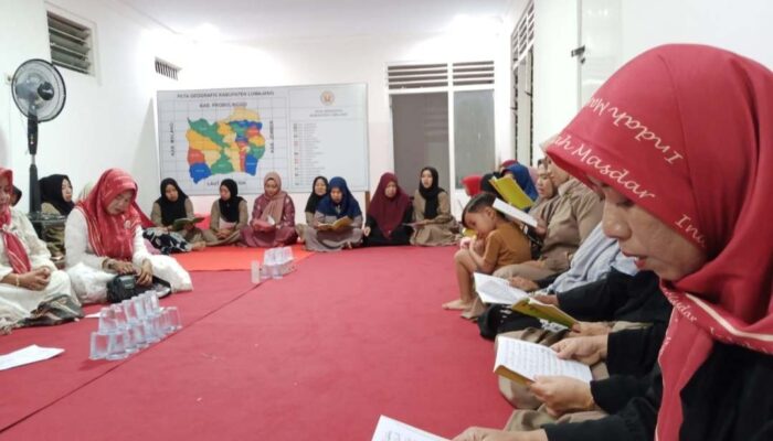 Relawan dan Warga Penuhi Posko Bunda Indah Malangan, Gelar Istighosah Pemenangan
