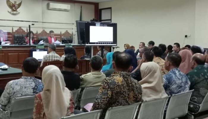 Dari 30 Saksi Hanya Dua Yang Ngaku Setor Insentif ke Siskawati