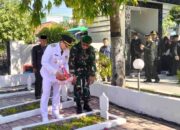 Kenang Jasa Pahlawan, Pemkab Bojonegoro Tabur Bunga di TMP