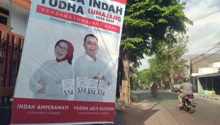 Banner Bacabup Bunda Indah Ditempeli Selebaran Fitnah