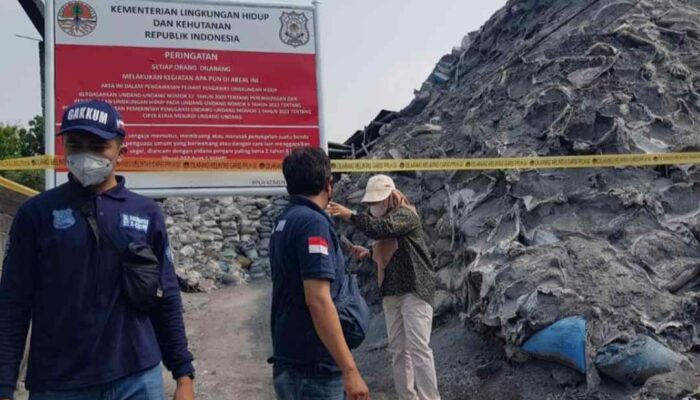 KLHK Segel 9 Pabrik Limbah B3 Ilegal di Jombang