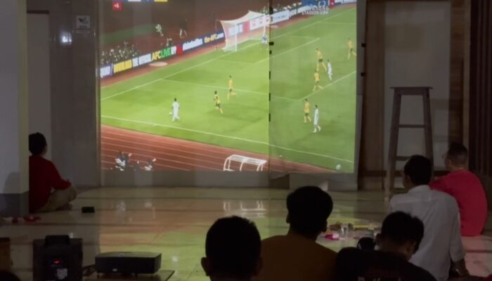 Nobar Laga Timnas vs Australia, Remas Al-Haq Doakan Timnas Lolos