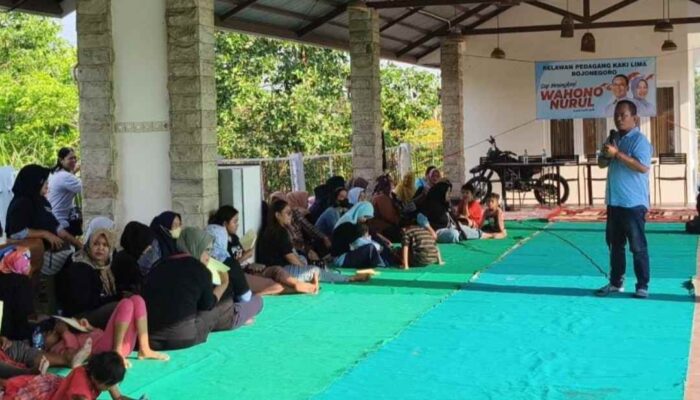 300-an PKL Tegak Lurus Dukung Setyo Wahono dan Nurul Azizah di Pilkada Bojonegoro