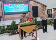 Puncak HUT Polantas ke-69, Kasat Lantas Magetan Santuni Korban Laka