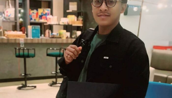 Oligarki dan Demokrasi: Kotak Kosong sebagai Simbol