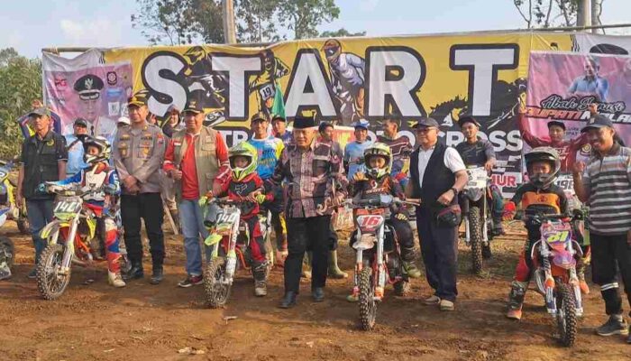 Bupati Malang Buka Kejuaraan WRC Super GrassTrack dan Motor Cross Bupati Cup 2024