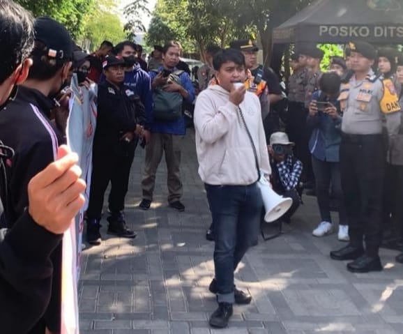 Demo Bawaslu Jatim
