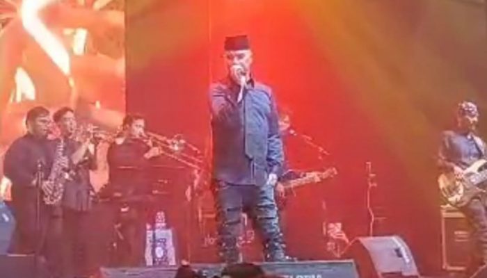 Ahmad Dhani Bayar Janji, Konser Gratis Bagi Pemilihnya di Surabaya dan Sidoarjo