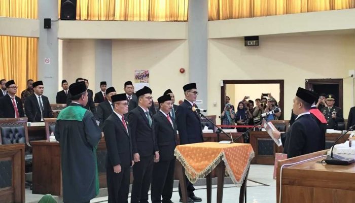 4 Pimpinan DPRD Magetan Resmi Dilantik