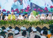 Kerap Selawatan, Habib Syekh Nilai Khofifah Berjiwa Pendidik