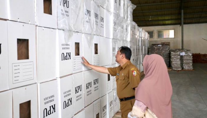 Pjs Bupati Jember Periksa Surat Suara Pilkada Jember