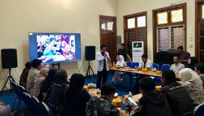 Pasca Debat Kesehatan, Perawat Hingga Dokter Deklarasi Dukung Khofifah-Emil