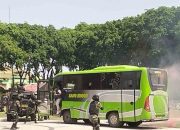 Baku Tembak, Babinsa Kodim 0813 Bebaskan Sandera Ketua KPU dan Bawaslu Bojonegoro