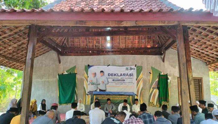Milenial Gemoy Omben Sampang Deklarasi Dukung Paslon Kiai Mamak-Mas Ab
