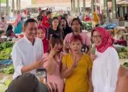 Kerudung Merah 02 Kunjungi Pasar, Kudung Ijo 01 Deklarasi Tim