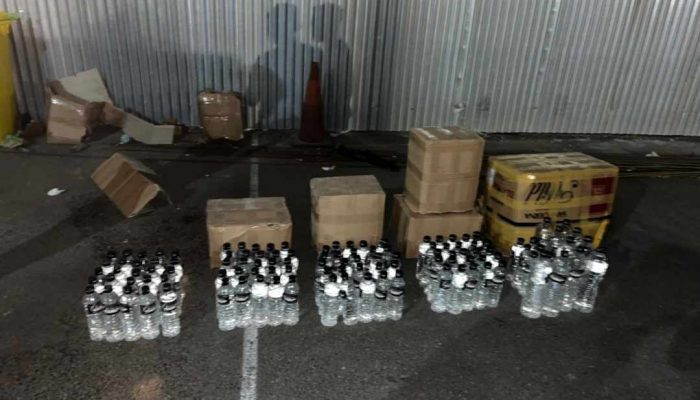 Satuan Samapta Polres Pelabuhan Tanjung Perak Amankan 3.667 Botol Miras