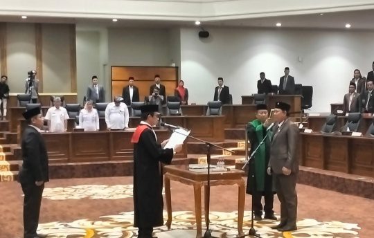 Bambang Sutriyono Resmi Dilantik Jadi Wakil Ketua DPRD Bojonegoro