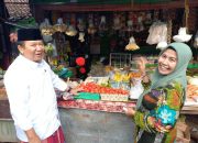 Pedagang Pasar Puger Pilih 01, Perbaikan Jalan dan Berobat Gratis Jadi Alasannya