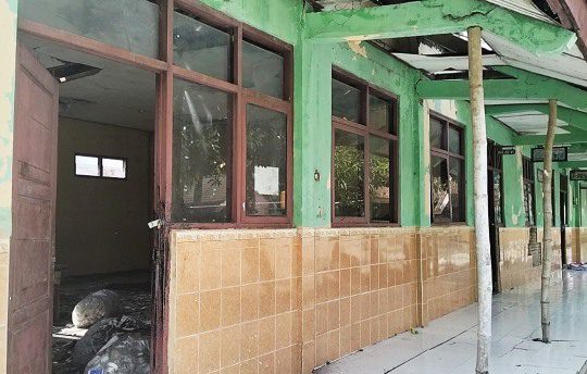 Ironis, APBD Bojonegoro Besar Gedung SD Ini Rusak Parah